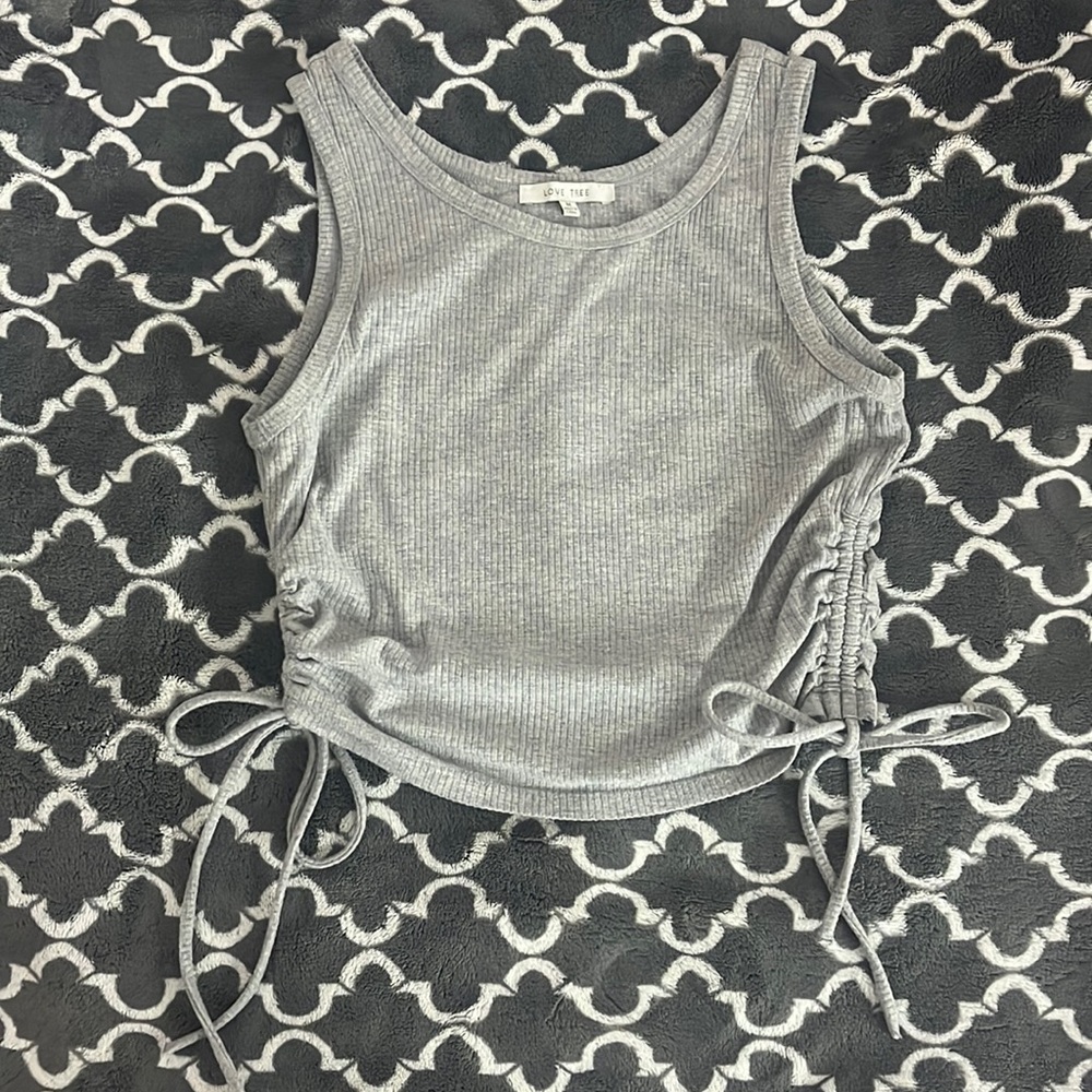 Grey cropped tank top, medium in women